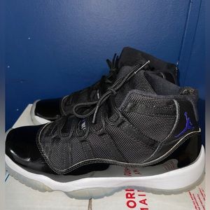 Jordan 11 concord size 6.5Y
